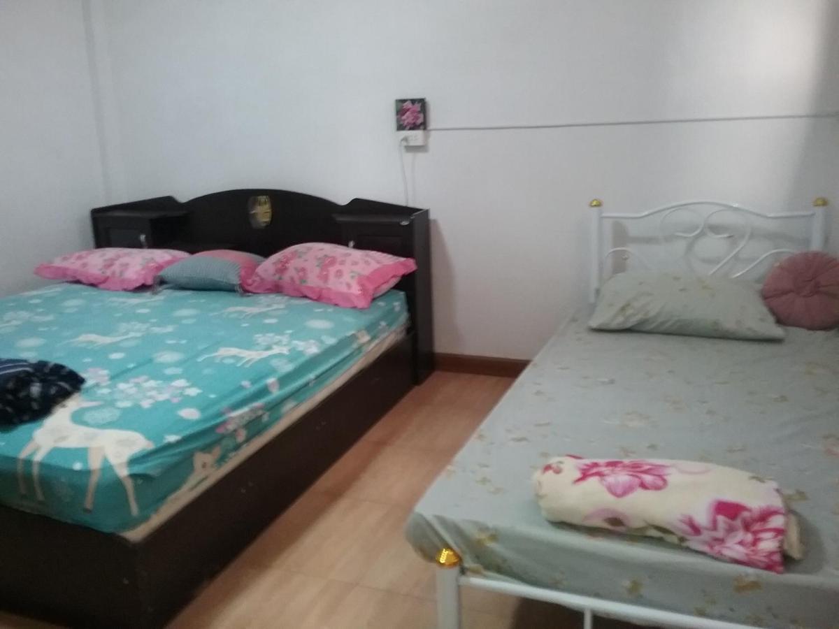 Danee Hostel Bangkok Ngoại thất bức ảnh