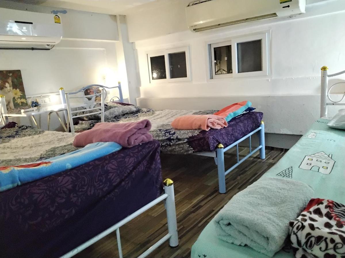 Danee Hostel Bangkok Ngoại thất bức ảnh